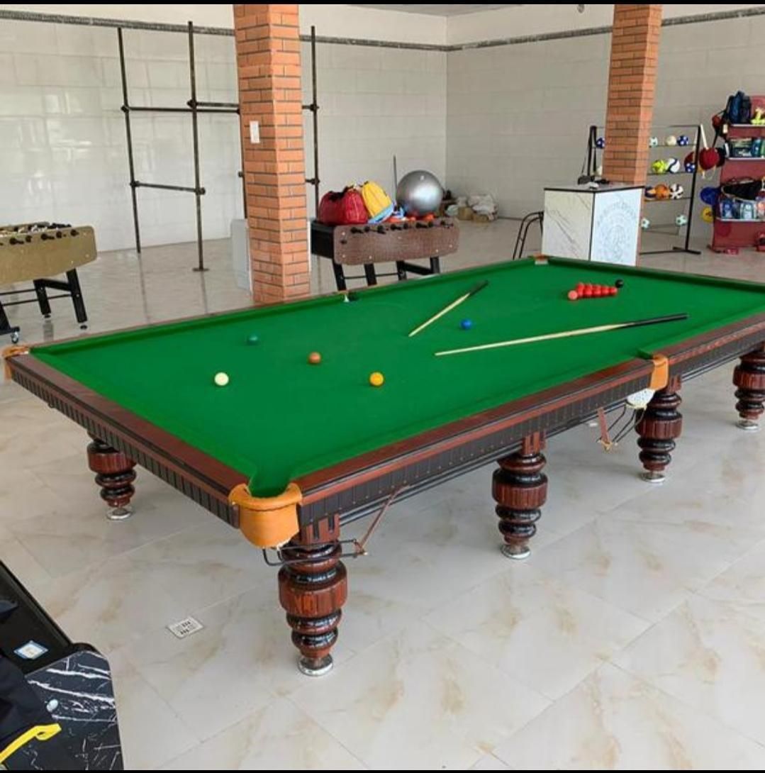 ..اسنوکر ۸ پایه ماهوت سم بیلیارد فوتبالدستی|ورزشهای توپی|تهران, تهرانپارس شرقی|دیوار