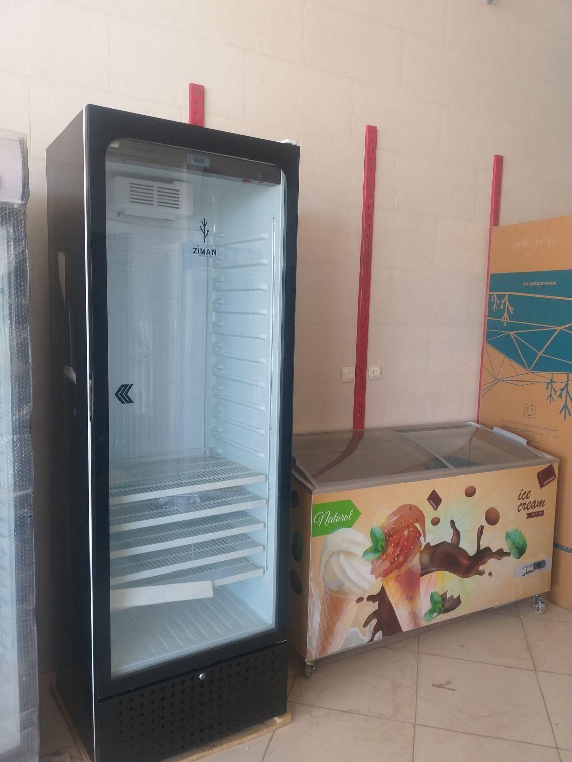 فروش یخچال وفریزر صنعتی ،فروشگاهی در زرند خ باهنر|فروشگاه و مغازه|زرند, |دیوار
