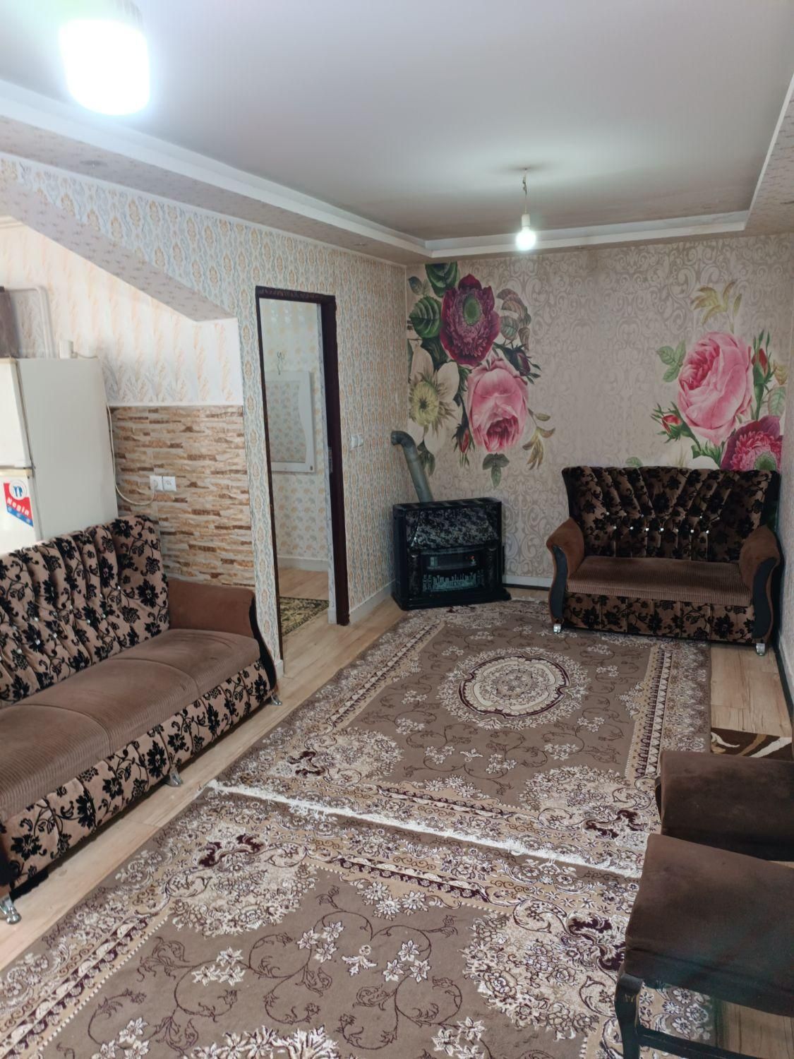 آپارتمان تمیز و دربست ومستقل.کد ۵|اجارهٔ کوتاه‌مدت آپارتمان و سوئیت|لاهیجان, کوی خزر|دیوار