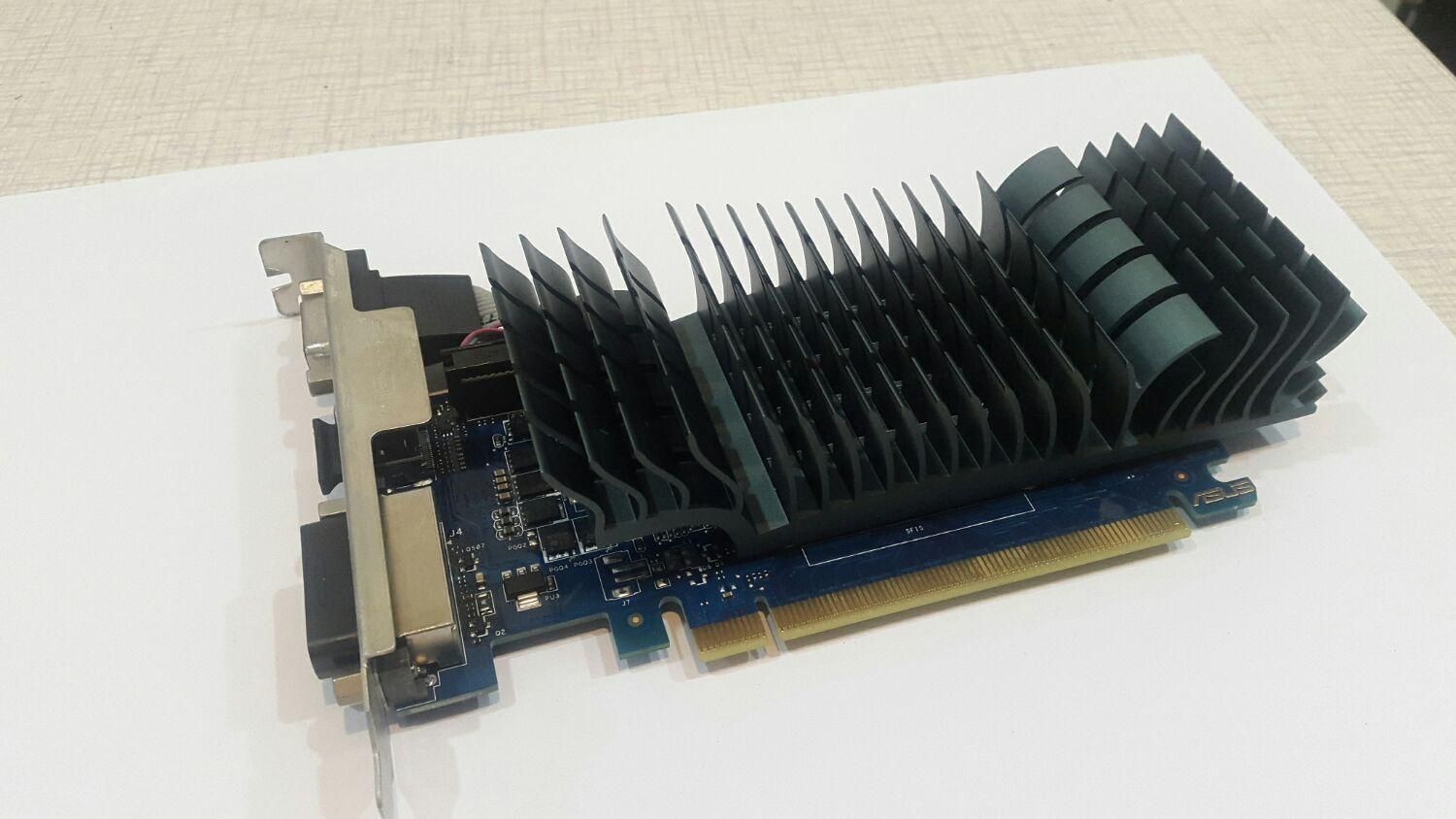 کارت گرافیک GT730 2G DDR5 و ۲ عدد رم ۴ گیگ DDR4|قطعات و لوازم جانبی رایانه|شهریار, |دیوار