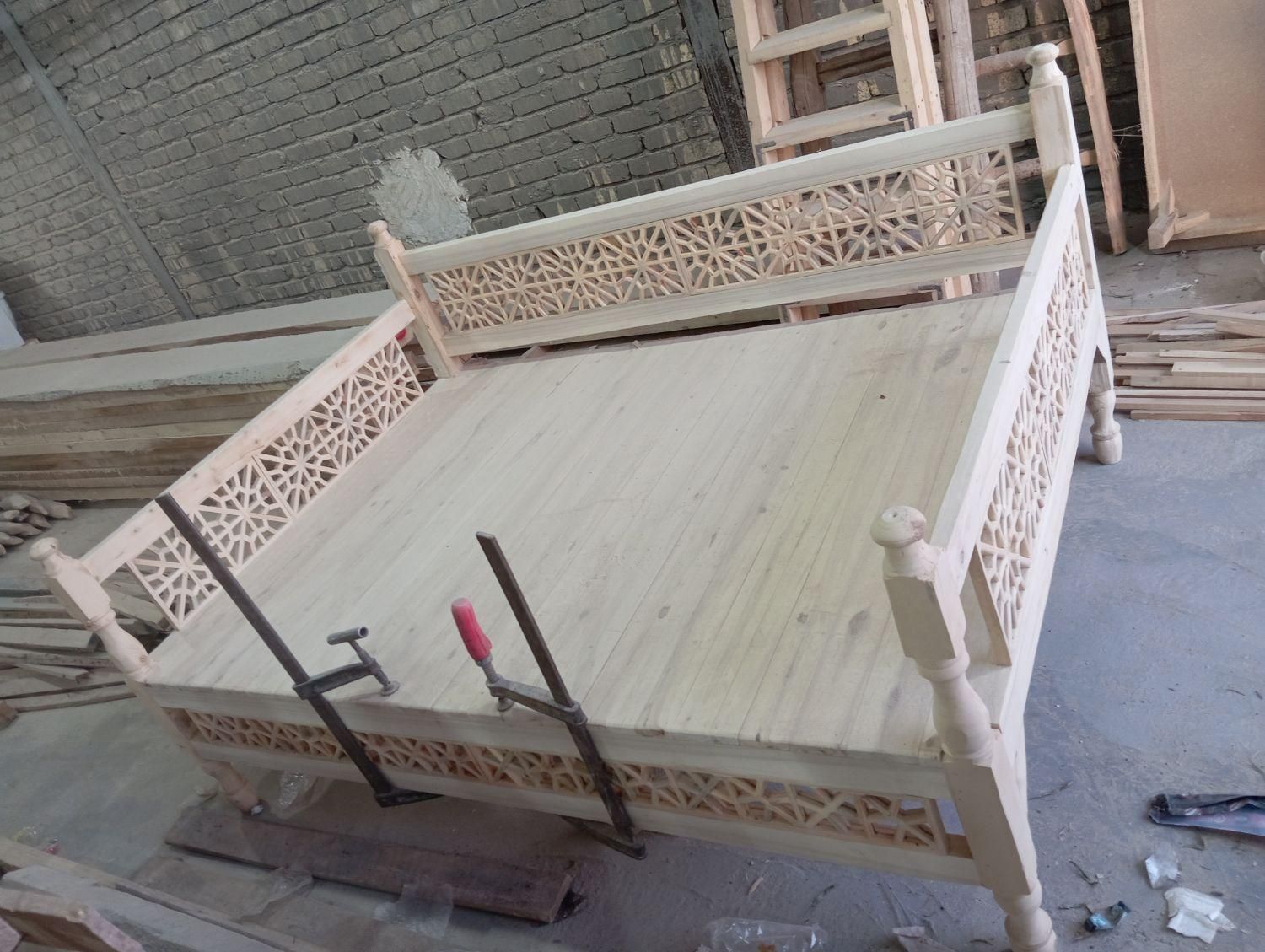 تولیدی تخت سنتی کد 493418|مبلمان خانگی و میز عسلی|قم, شاه ابراهیم|دیوار