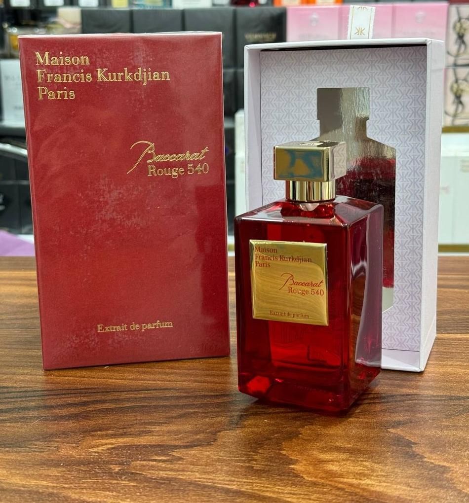 ادکلن باکارات رژ قرمز هاردباکس 200ml|آرایشی، بهداشتی، درمانی|تهران, جنت‌آباد مرکزی|دیوار