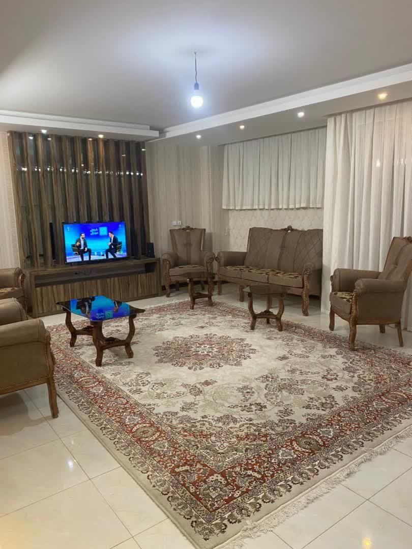 آپارتمان شیک و نوساز در مرکز شهر اصفهان|اجارهٔ کوتاه‌مدت آپارتمان و سوئیت|اصفهان, دشتستان|دیوار