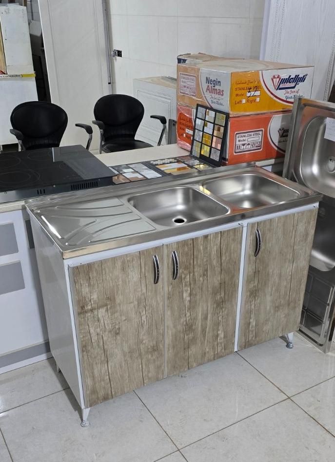 کابینت تمام فلزی نو با سینک نو|مصالح و تجهیزات ساختمان|یزد, |دیوار