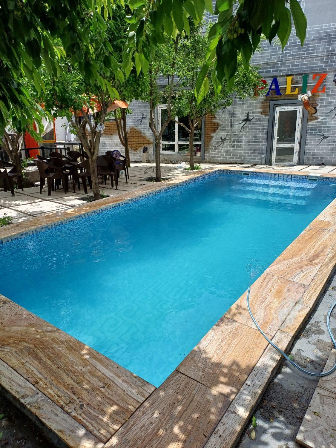 اجاره روزانه باغ ویلا استخر آبگرم امروز خالی|اجارهٔ کوتاهمدت ویلا و باغ|کرمانشاه, |دیوار