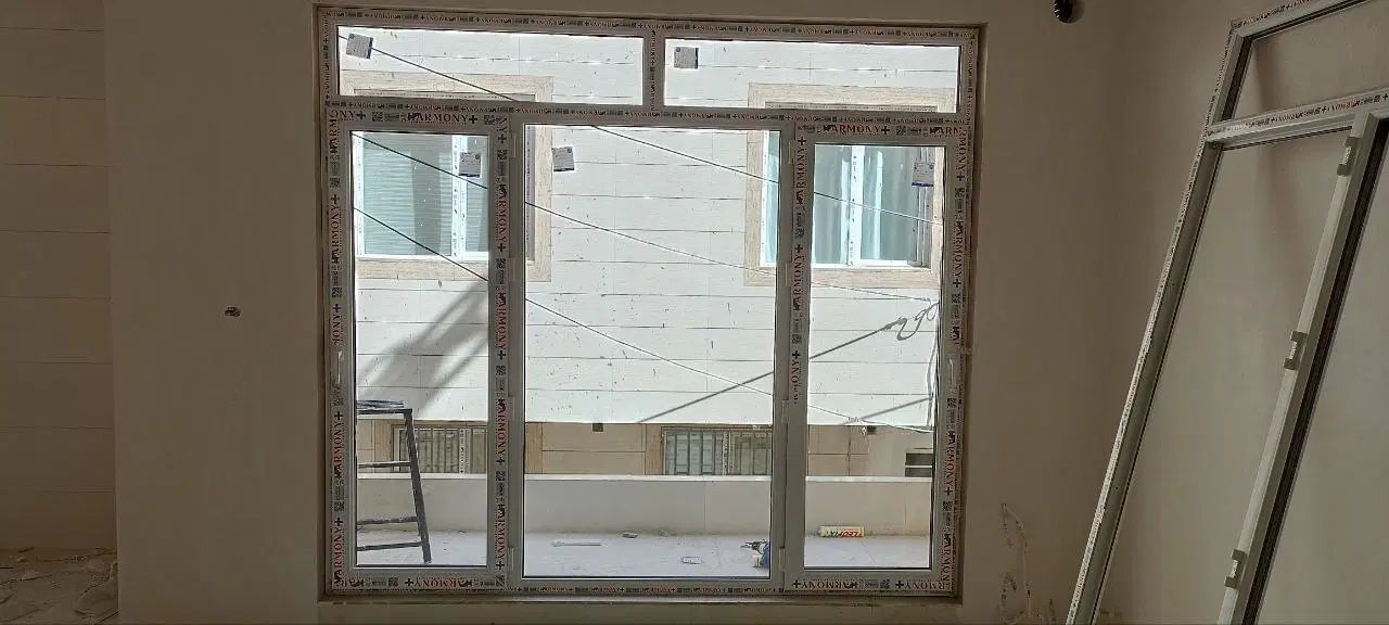 درب و پنجره UPVC و توری پلیسه|خدمات پیشه و مهارت|سنندج, |دیوار