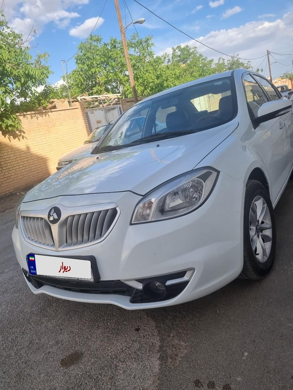برلیانس H330 اتوماتیک 1650cc، مدل ۱۳۹۷|خودرو سواری و وانت|آباده, |دیوار