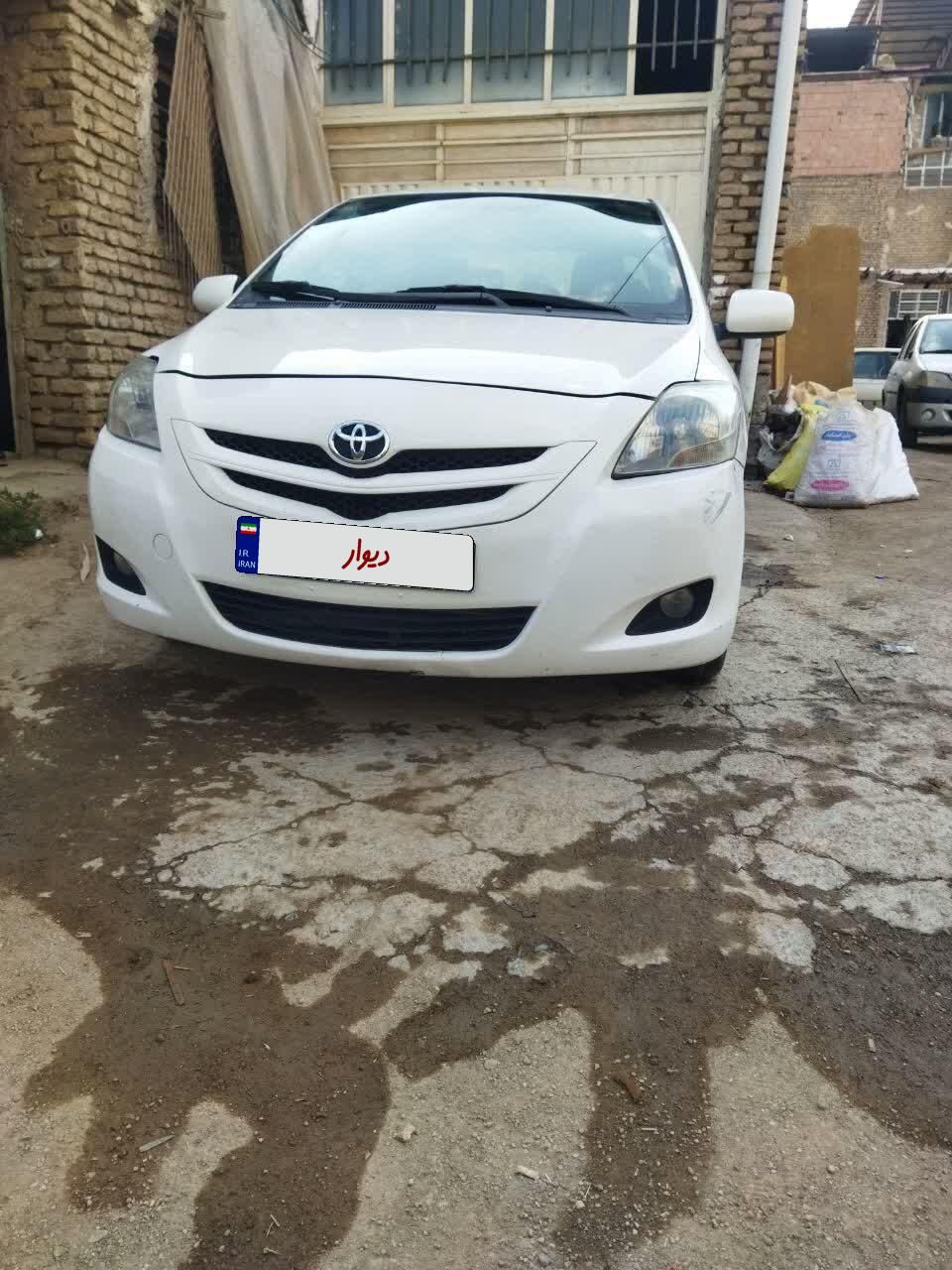 تویوتا یاریس صندوق دار 1300cc، مدل ۲۰۰۸|خودرو سواری و وانت|بومهن, |دیوار