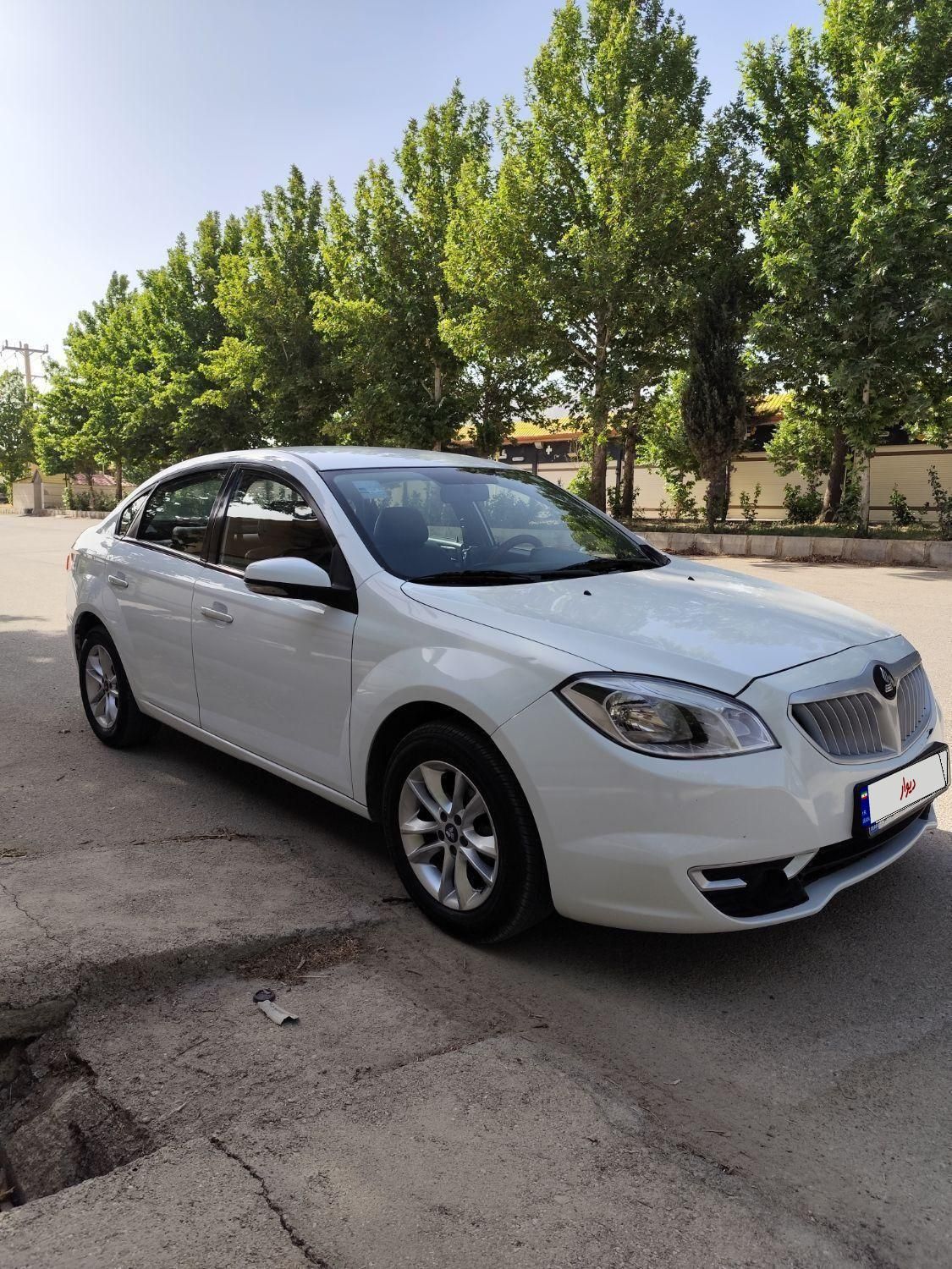 برلیانس H330 دنده‌ای 1650cc، مدل ۱۳۹۷|خودرو سواری و وانت|خرم‌آباد, |دیوار