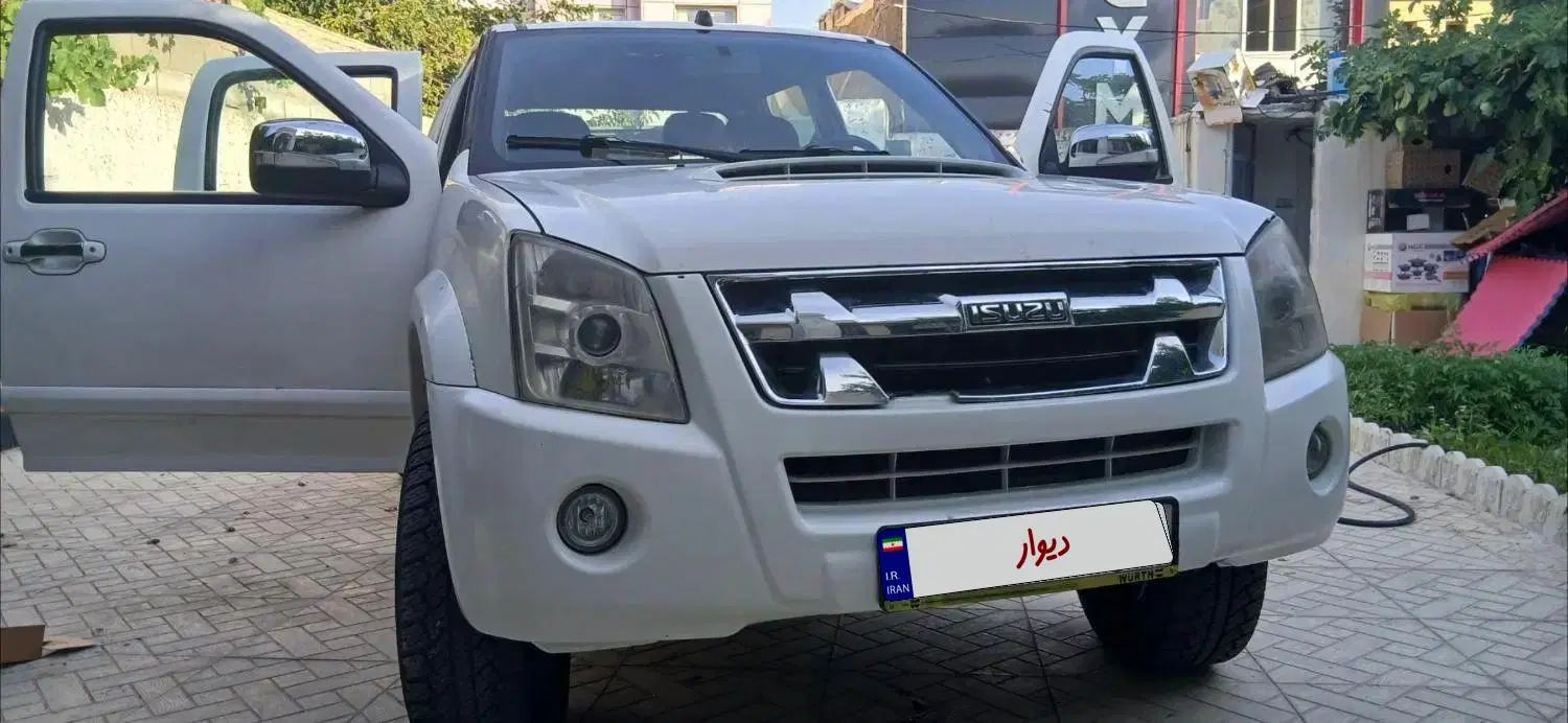 ایسوزو دی مکس Isuzu dmax|خودرو سواری و وانت|تهران, آذری|دیوار