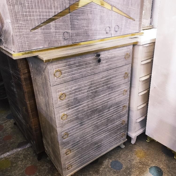 دراور پایه دار رامان|جاکفشی، کمد، دراور|خرمآباد, |دیوار