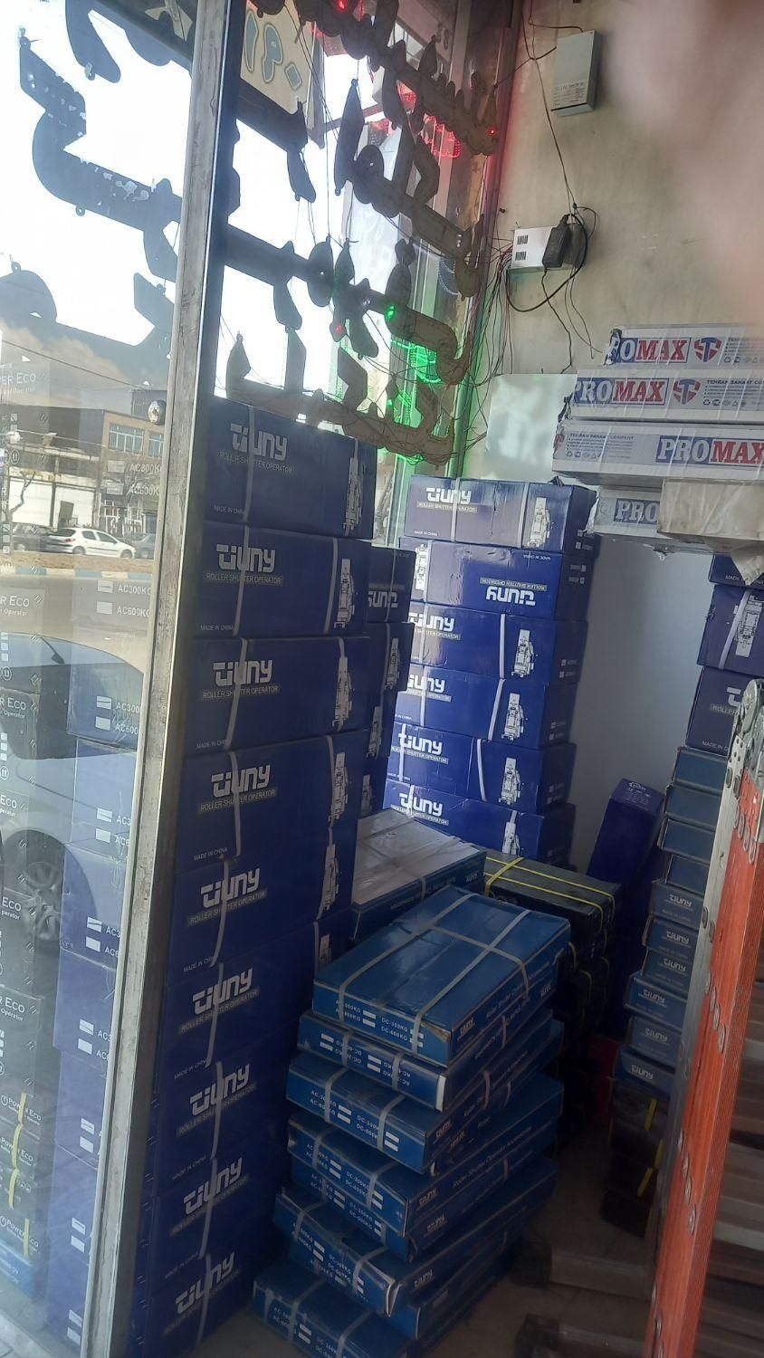 کرکره برقی جک پارکینگ محک به قیمت قبل چک ۳ماهه|خدمات پیشه و مهارت|کرج, کمال‌شهر|دیوار