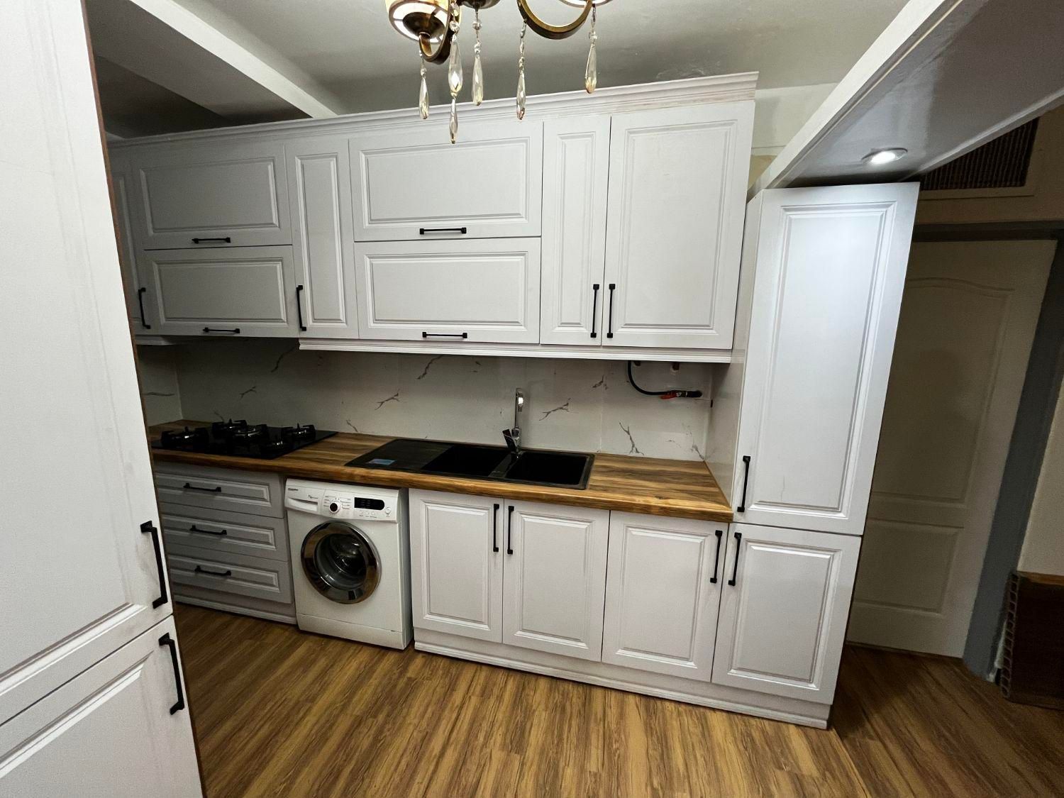 کابینت نئوکلاسیک با صفحه بلوط|مصالح و تجهیزات ساختمان|اندیشه, |دیوار