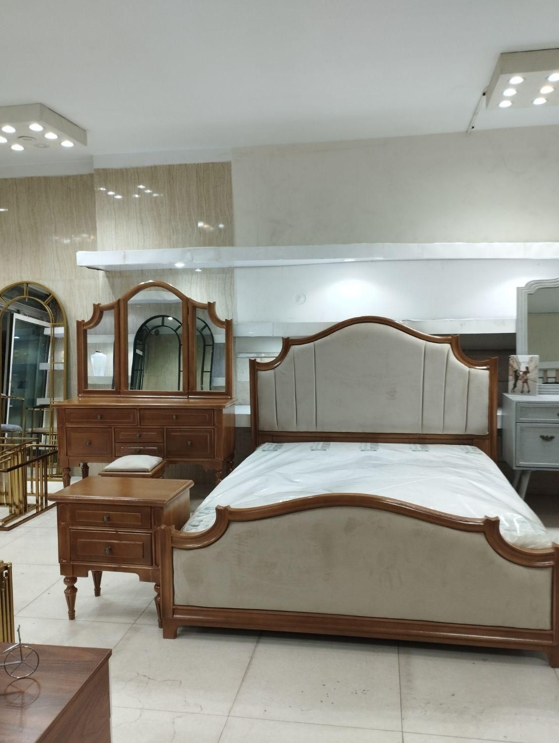 سرویس خواب و تخت خواب و تخت خواب دونفره قهوی|تخت و سرویس خواب|ری, صالح‌آباد شرقی|دیوار