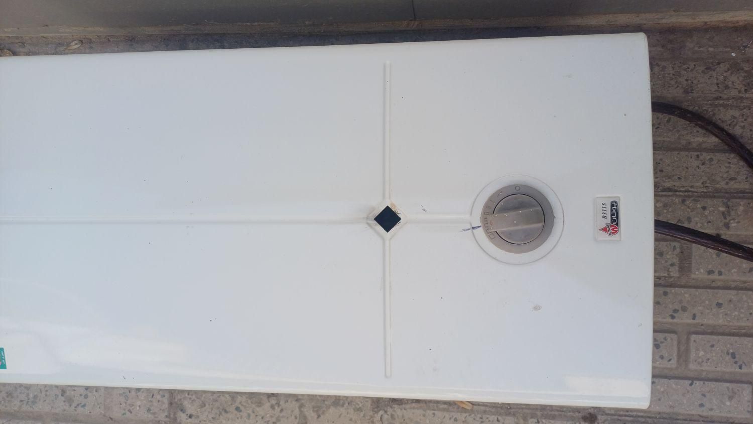آبگرمکن بوتان B3115|آبگرمکن، پکیج، شوفاژ|کرج, شهرک وحدت|دیوار