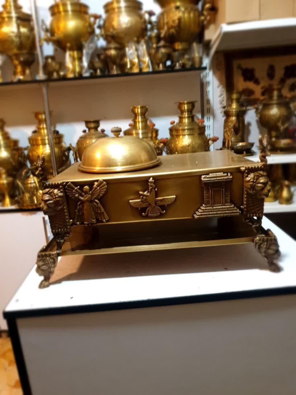 منقل سماوری برنجی ذغالی زغالی سماور تسلا گازی|کلکسیون اشیاء عتیقه|کرمانشاه, |دیوار