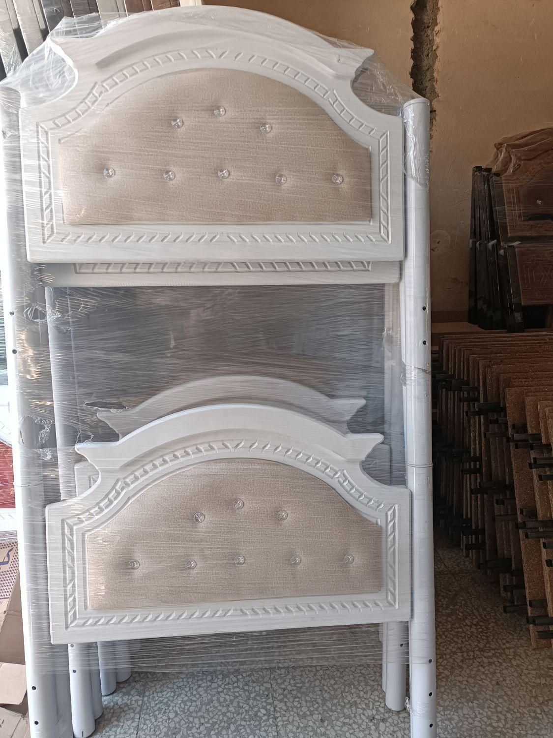 تخت دوطبقه وکیوم|تخت و سرویس خواب|یزد, |دیوار