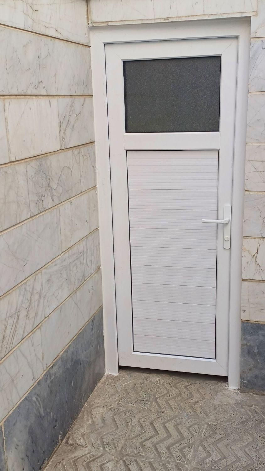 تولید انواع درب پنجره دوجداره upvc  توری پلیسه|خدمات پیشه و مهارت|قدس, |دیوار