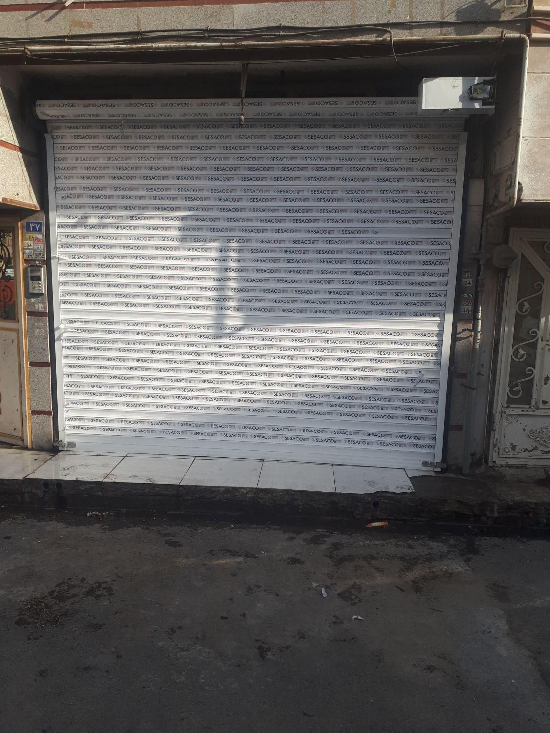 یک باب مغازه به متراژ۷۰ متر دارای آب برق گاز|فروش مغازه و غرفه|تهران, نعمت‌آباد|دیوار