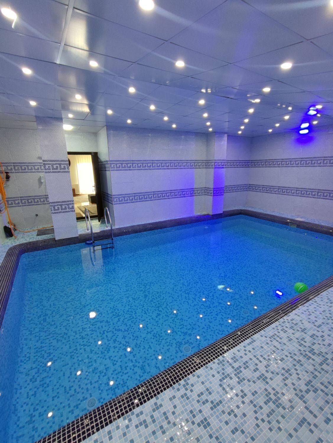 اجاره ویلا سه خوابه استخر دار نوساز با لوازم بازی|اجارهٔ کوتاه‌مدت ویلا و باغ|تنکابن, |دیوار