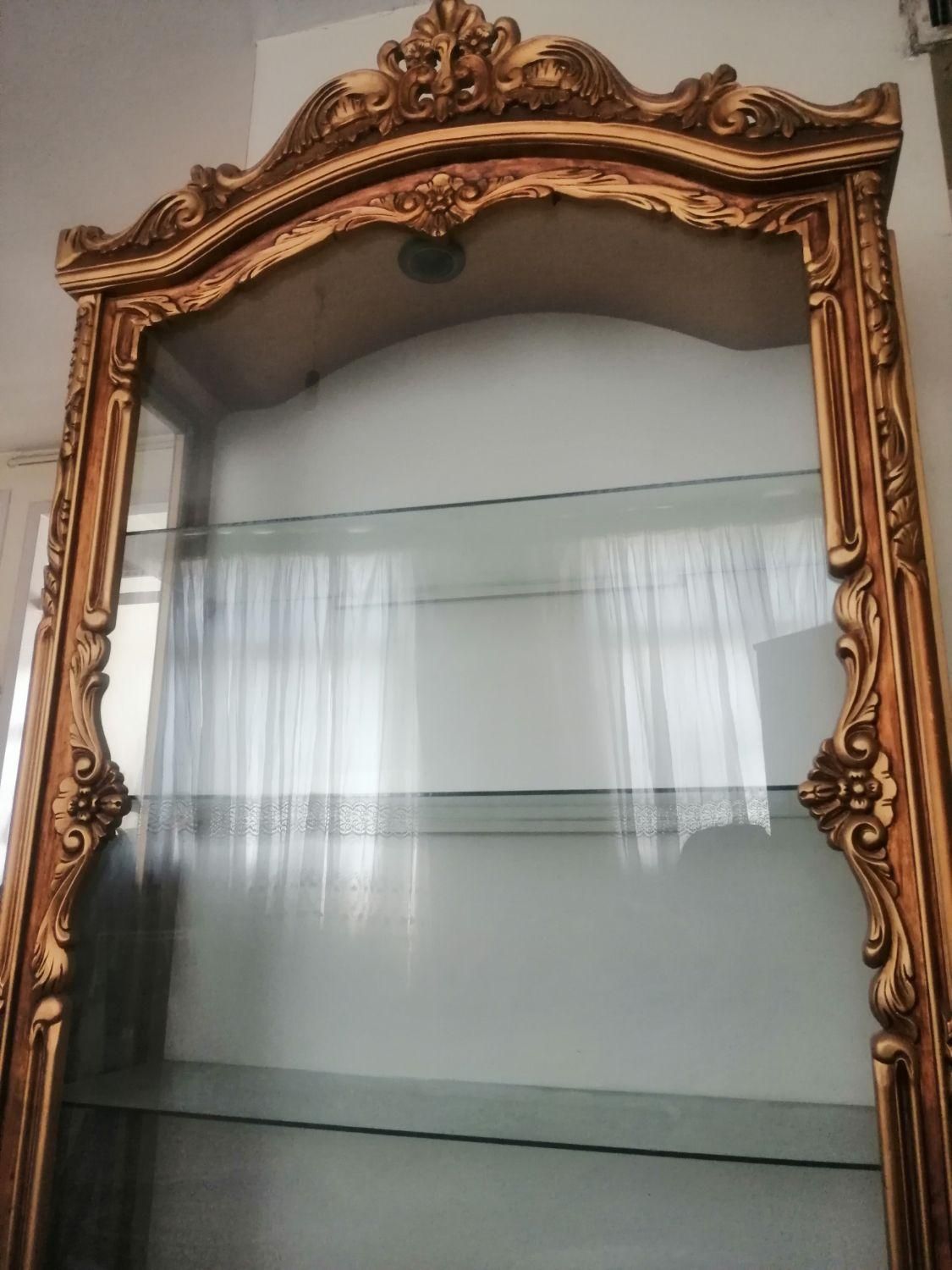 بوفه چوبی (گردو)چهار طبقه آنتیک،کاری اصیل|بوفه، ویترین، کنسول|تهران, آذربایجان|دیوار