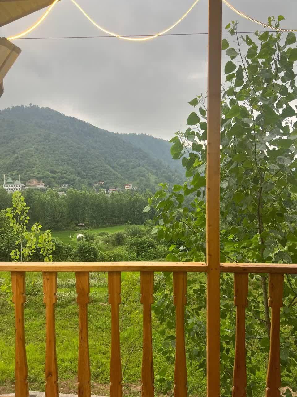 ویلاجنگلی نویان با ویو بی نظیر|اجارهٔ کوتاهمدت ویلا و باغ|شیرگاه, |دیوار