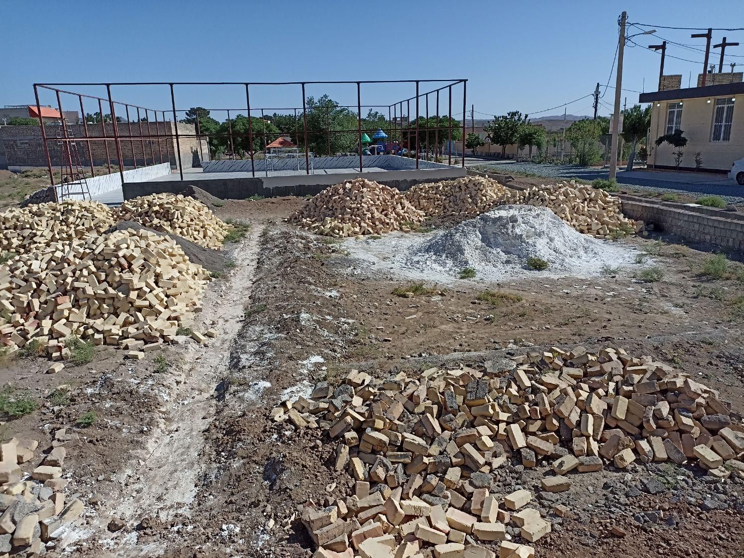 زمین کلنگی روستای تاج خاتون|فروش زمین و ملک کلنگی|قم, آزادگان|دیوار