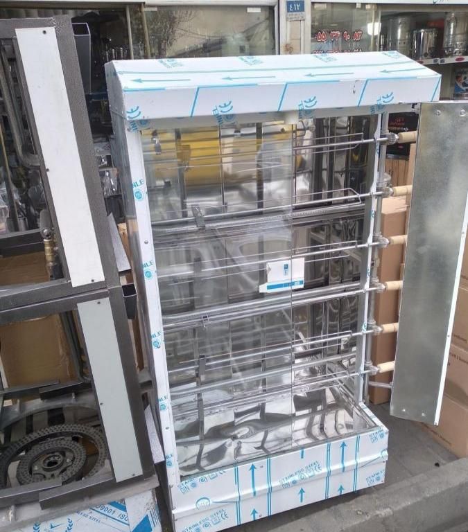 فر sorkساندویچی و یخچال noshایستاده فرشاورما|کافیشاپ و رستوران|میبد, |دیوار