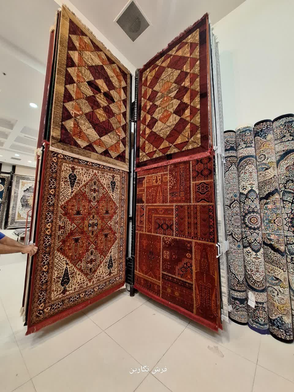 قالیچه دیزاین کهن نما ایرونی ۷۰۰ شونه روناسی|فرش|مشهد, امیر|دیوار