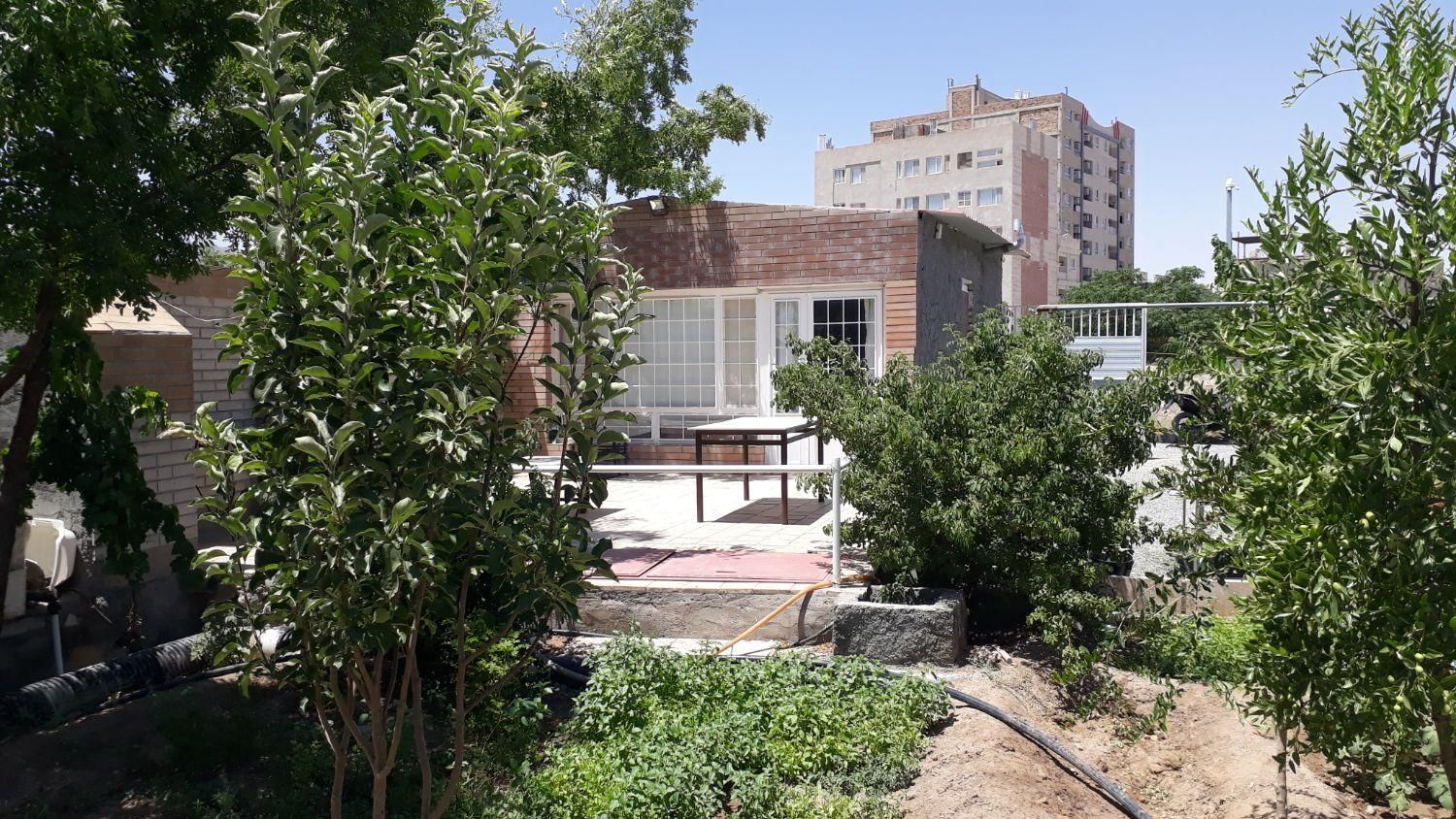 اجاره سوئیت (خونه باغ) تمیز،مستقل،چسبیده به شهر|اجارهٔ کوتاه‌مدت آپارتمان و سوئیت|بیرجند, |دیوار