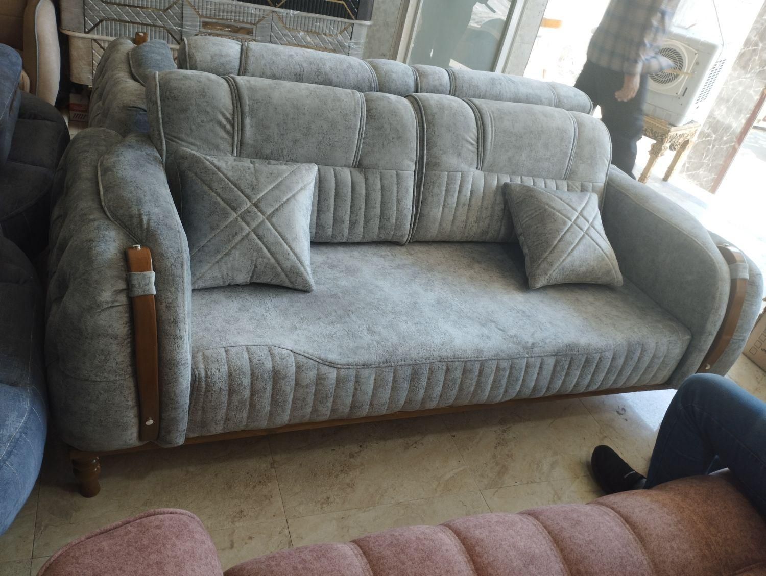 مبل پیانو.  چستر لمسه|مبلمان خانگی و میز عسلی|ارومیه, |دیوار