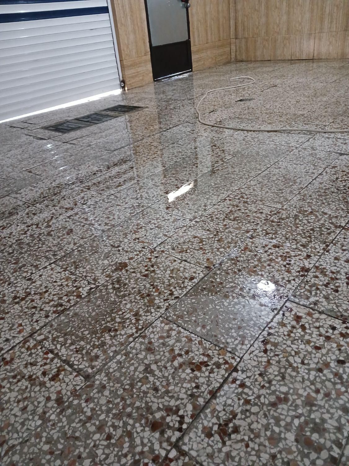 نظافت ساختمان شما با ما شستشو با کارواش ۷سال سابقه|خدمات نظافت|مشهد, ایثارگران|دیوار