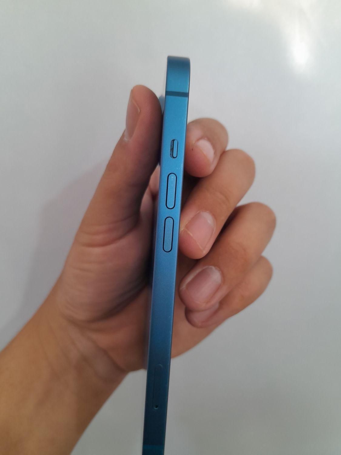 اپل iPhone 13 با حافظهٔ ۱۲۸ گیگابایت|موبایل|یزد, |دیوار