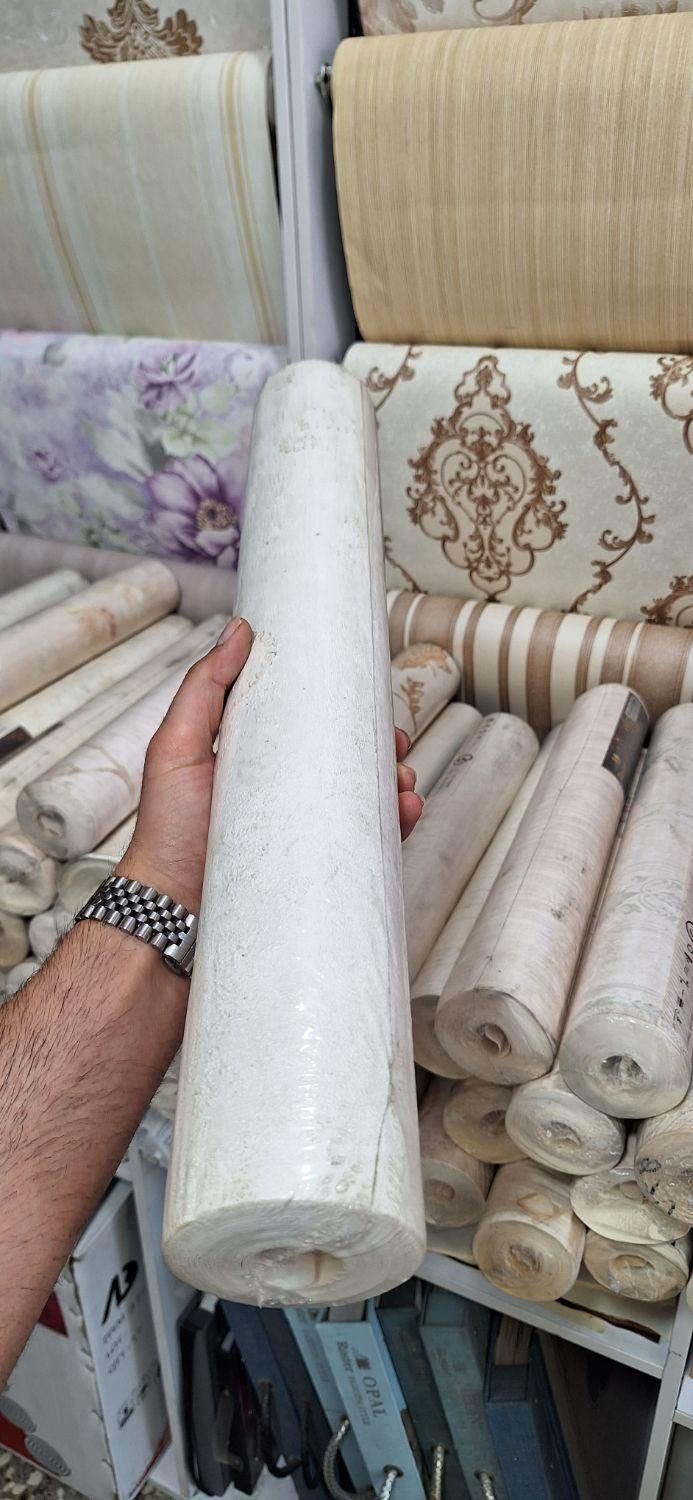 ۲۰۰۰ رول کاغذ دیواری خارجی رنگ روشن|مصالح و تجهیزات ساختمان|تهران, تهرانپارس شرقی|دیوار