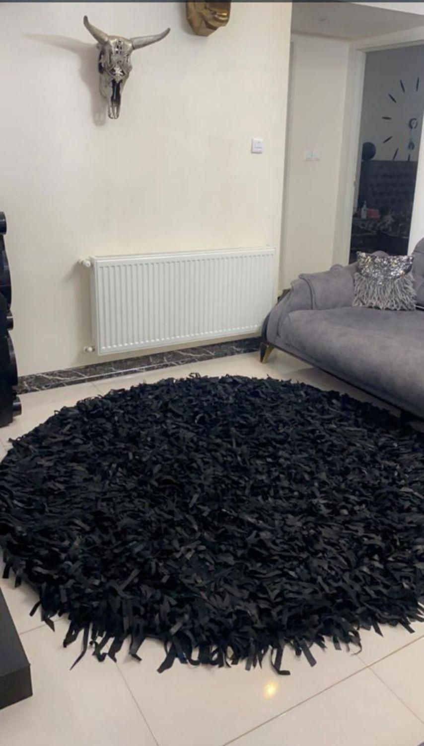 دایره شگی پرز بلند تمام چرم مشکی پادری|پادری|مشهد, هنرستان|دیوار