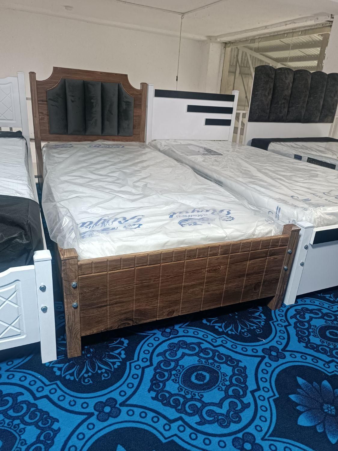 تخت لمسه دار تشک رویال|تخت و سرویس خواب|رشت, استقامت ۱|دیوار