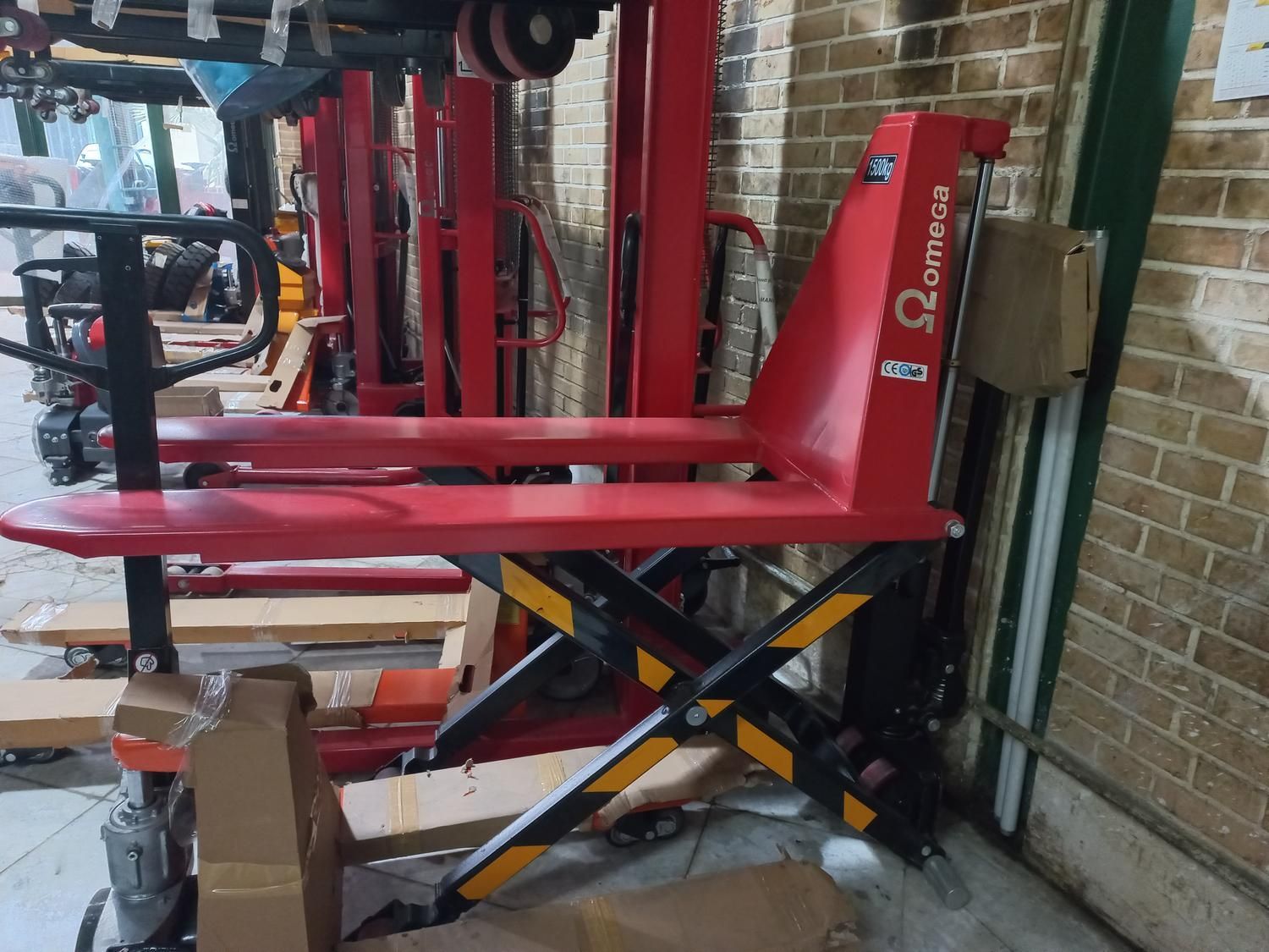 لیفتراک دستی|ماشین‌آلات صنعتی|زنجان, |دیوار