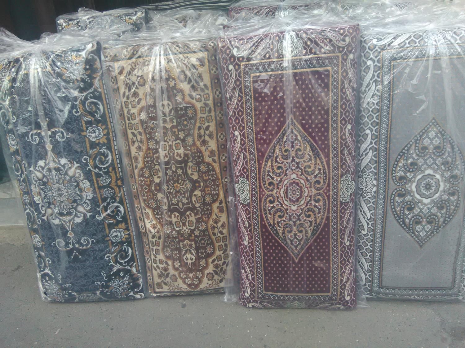 پشتی دیواری|پشتی|رشت, پاستوریزه|دیوار