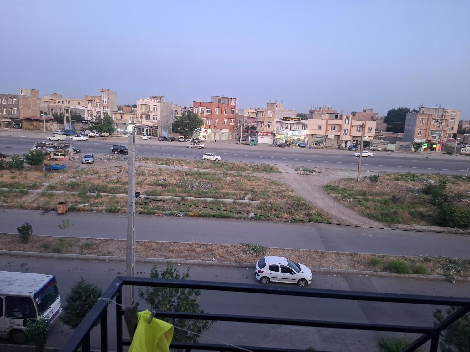 آپارتمان فاز دو بلوک B5 غربی طبقه آخر|فروش آپارتمان|پارس‌آباد, |دیوار