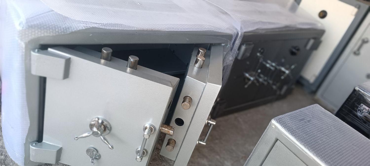 گاوصندوق 2درب زیر میز پیشخوان زیر ویترینی طلافروشی|ابزارآلات|تهران, نعمت‌آباد|دیوار