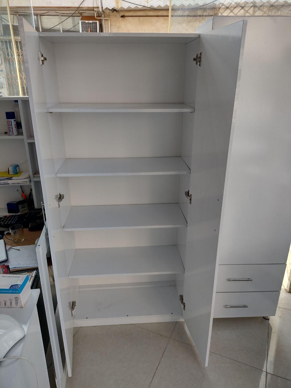 قفسه درب دارقدی .جاکفشی قدی|جاکفشی، کمد، دراور|رشت, آب آسیاب|دیوار