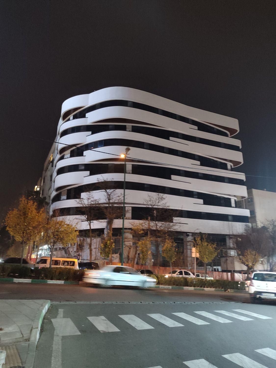 رنگ نمای نانواتم ضدآب .میکروسمنت وعایق های رطوبتی|خدمات پیشه و مهارت|کرج, باغستان|دیوار