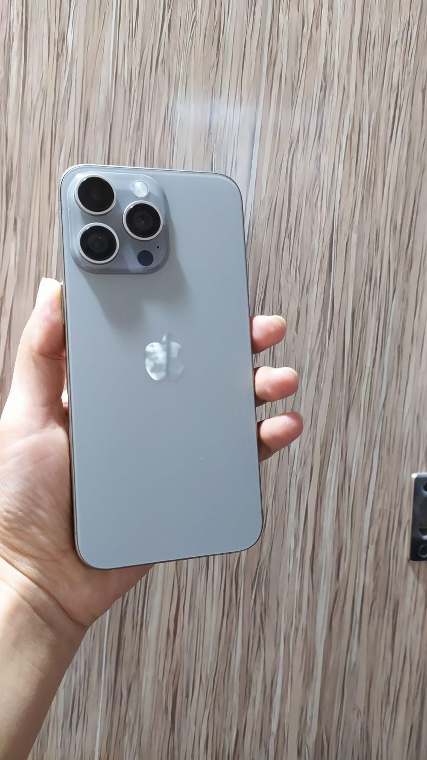 اپل iPhone 15 Pro Max با حافظهٔ ۲۵۶ گیگابایت|موبایل|خرم‌آباد, |دیوار
