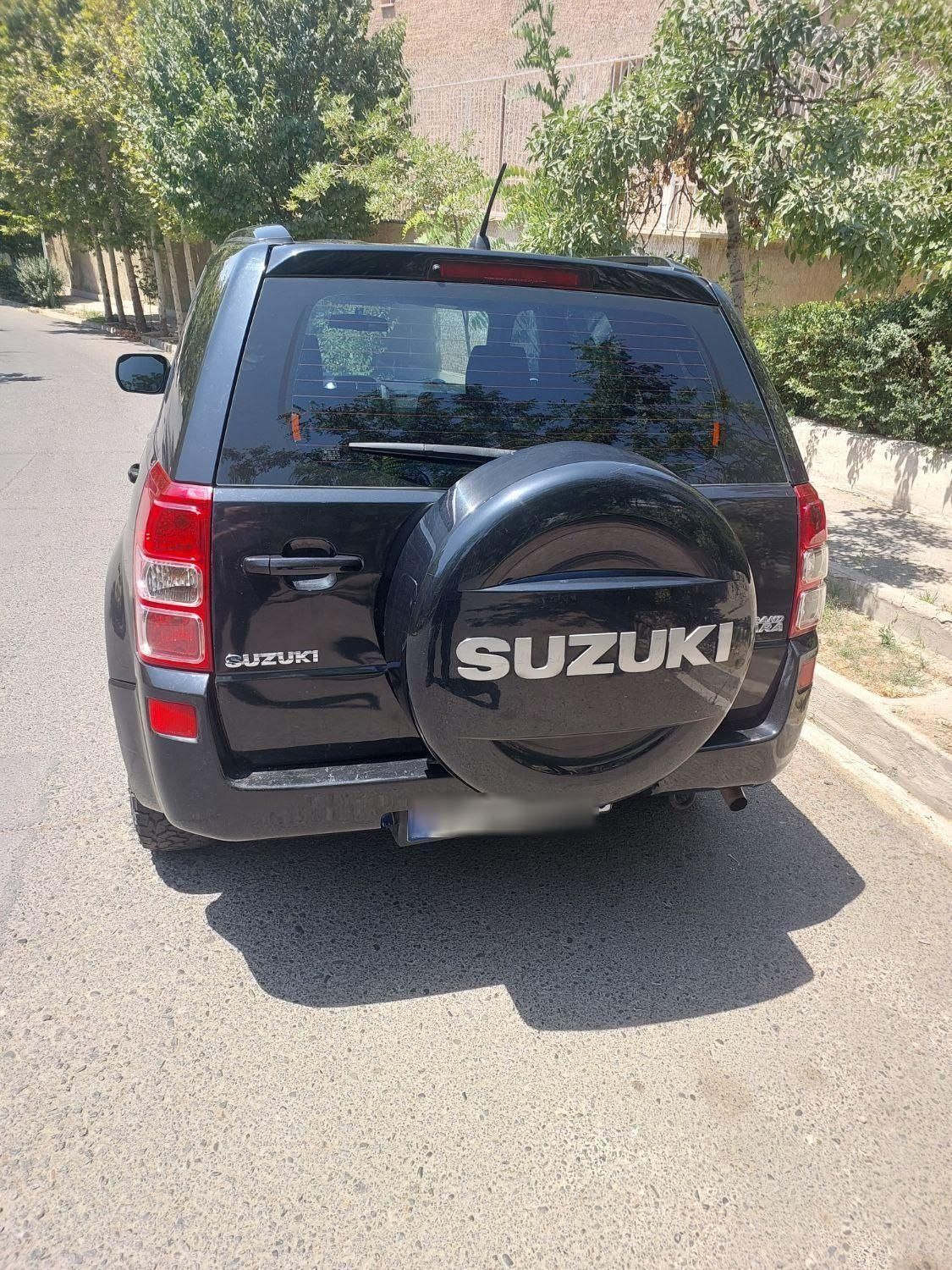 سوزوکی گرند ویتارا مونتاژ دنده‌ای 2000cc، مدل ۱۳۸۸|خودرو سواری و وانت|تهران, شهرک غرب|دیوار