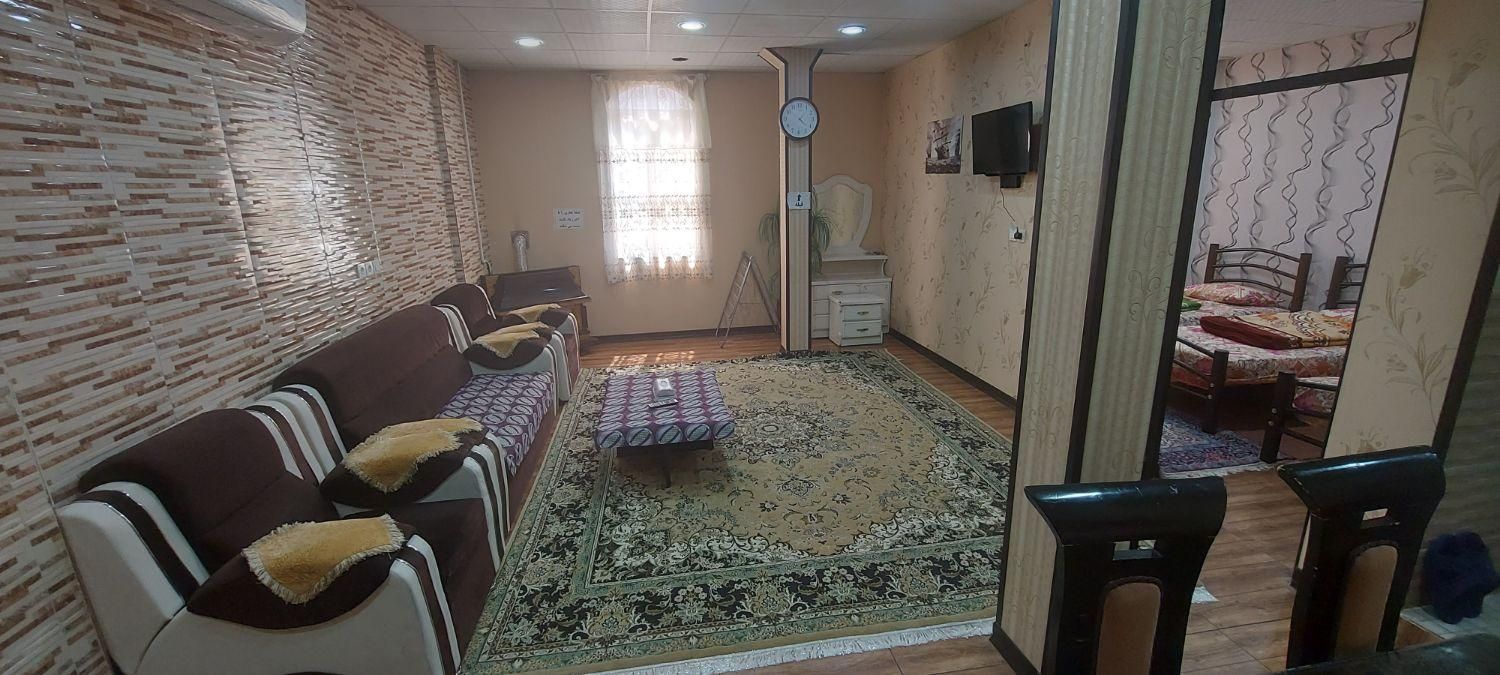 منزل مبله هتل آپارتمان اجاره روزانه سوئیت مسافر|اجارهٔ کوتاه‌مدت آپارتمان و سوئیت|شیراز, بازار|دیوار