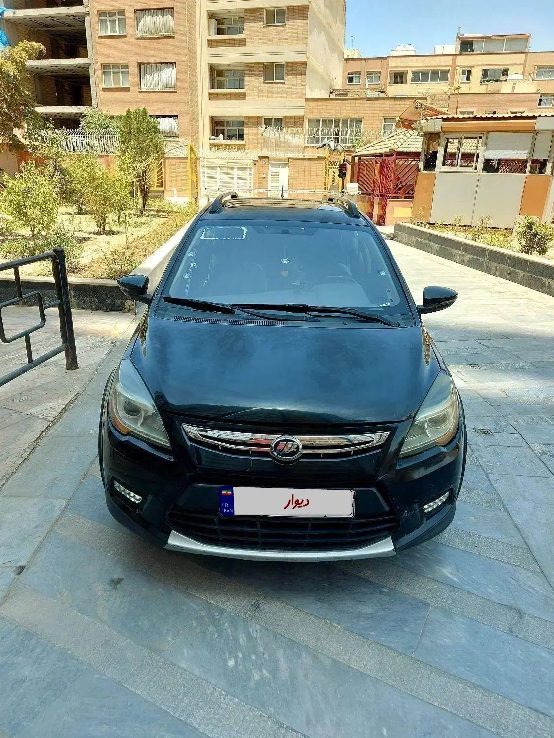 لیفان X50 اتوماتیک، مدل ۱۳۹۴ کم کار زیر قیمت بازار|خودرو سواری و وانت|اصفهان, برازنده|دیوار