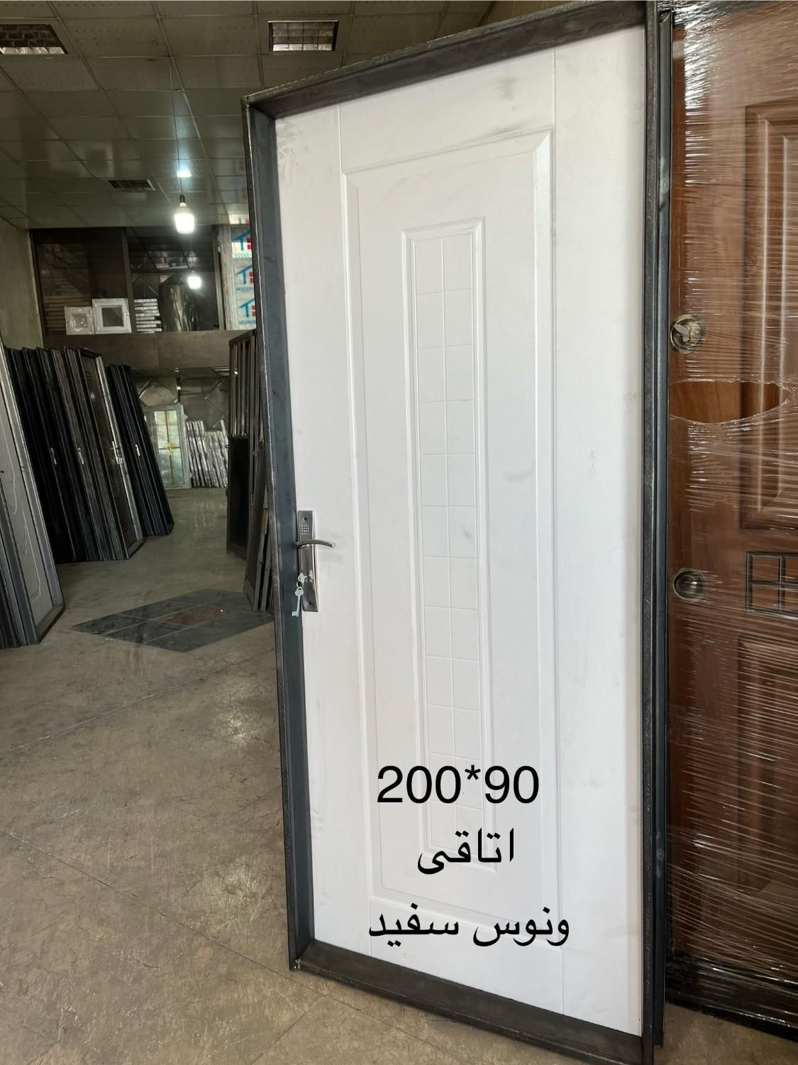 درب اتاقی و اتاق خواب چوبی با چهارچوب قفل دستگیره|مصالح و تجهیزات ساختمان|تهران, شهرک ابوذر|دیوار