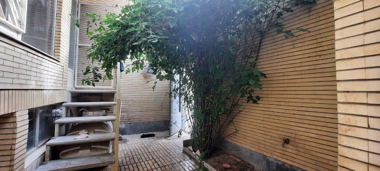 خانه مسکونی دربست|فروش خانه و ویلا|اصفهان, عطار نیشابوری|دیوار