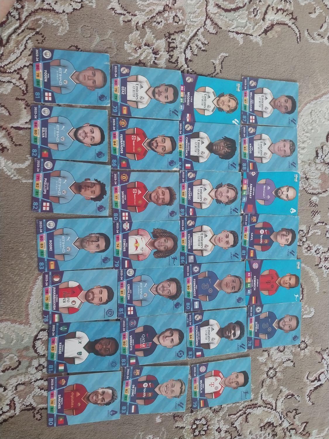کیمدی ۲۰۲۵و۲۰۲۴  130 کارت همشون باهم ۴۵۰ تومن|اسباب‌‌بازی|بندر انزلی, کوی واحدی|دیوار