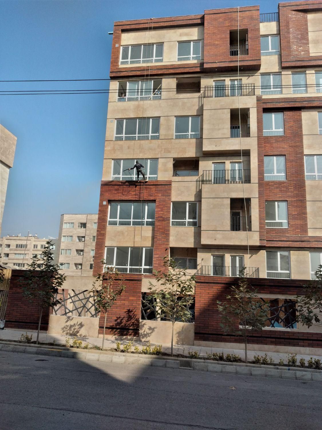 پیچ و رولپلاک سنگ، شستشو نما، راپل ارتفاع بندباز|خدمات پیشه و مهارت|مشهد, الهیه|دیوار